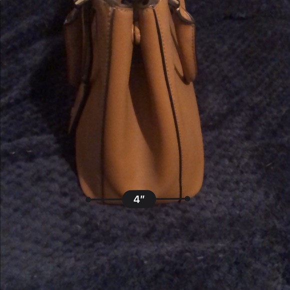 Tory Burch Bag - Picture 5 of 5